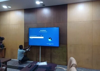 85inches samsung Monitor Installation